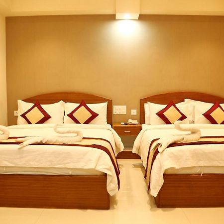 Nitheesh Residency Hotel Káncsipuram Kültér fotó