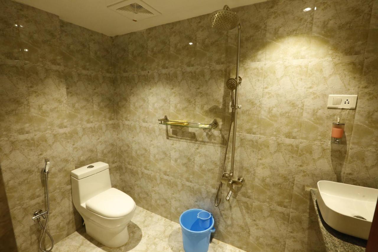 Nitheesh Residency Hotel Káncsipuram Kültér fotó