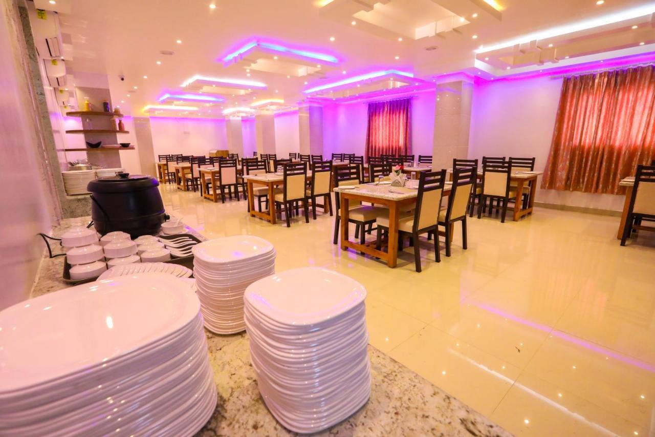 Nitheesh Residency Hotel Káncsipuram Kültér fotó
