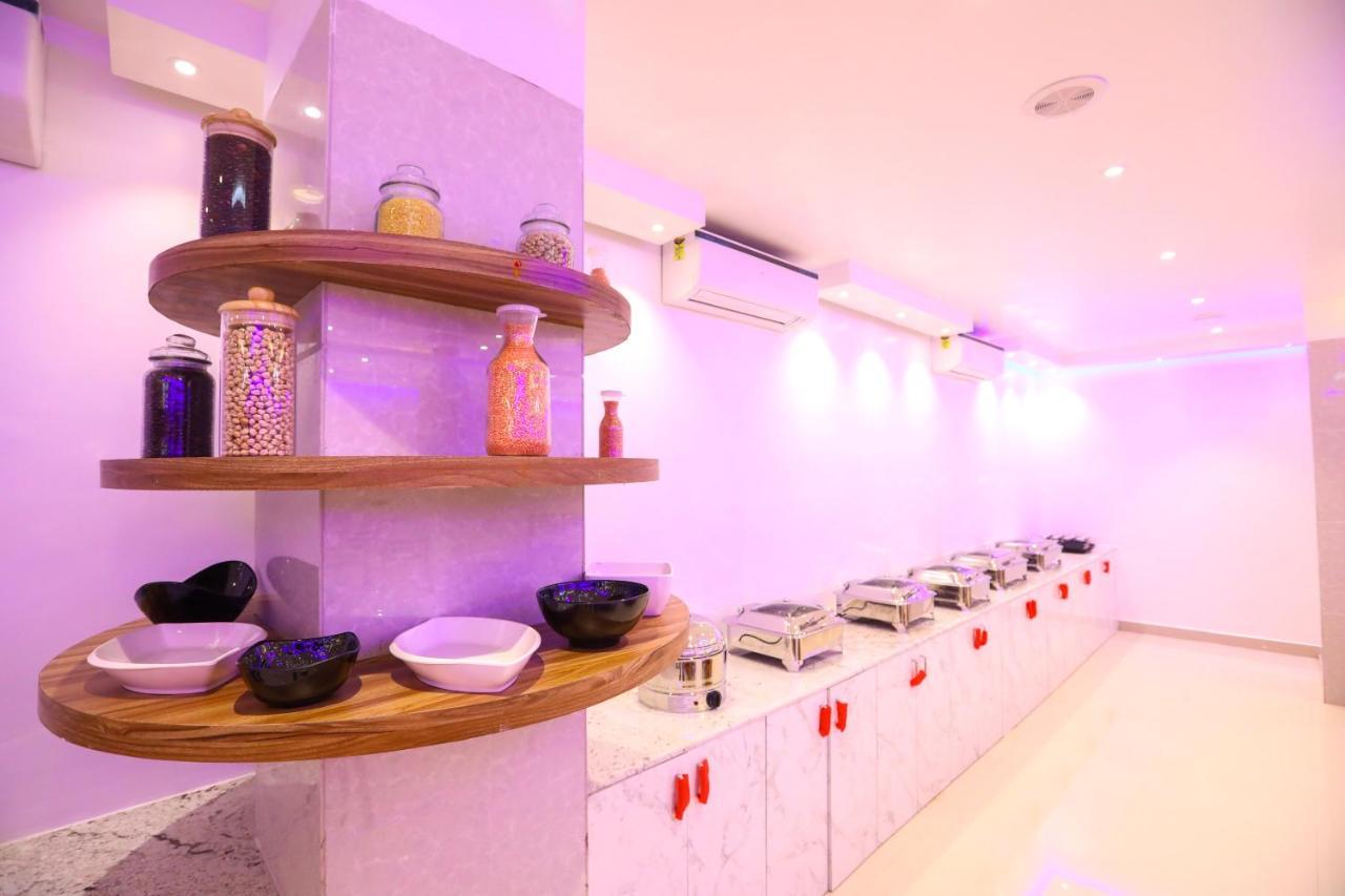 Nitheesh Residency Hotel Káncsipuram Kültér fotó