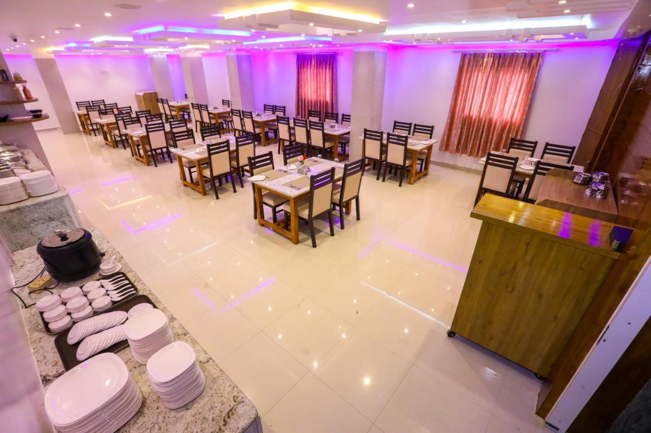 Nitheesh Residency Hotel Káncsipuram Kültér fotó