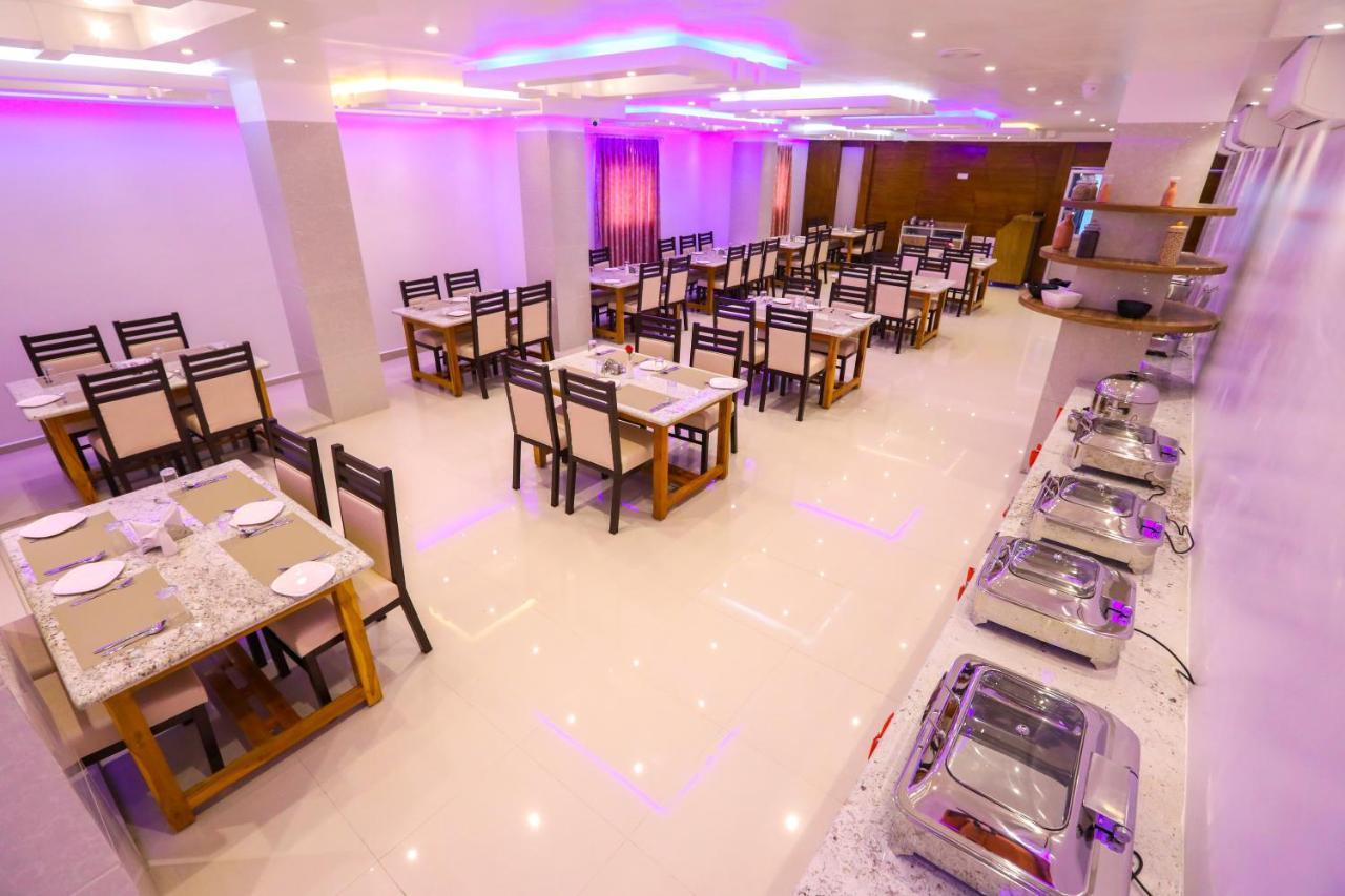 Nitheesh Residency Hotel Káncsipuram Kültér fotó