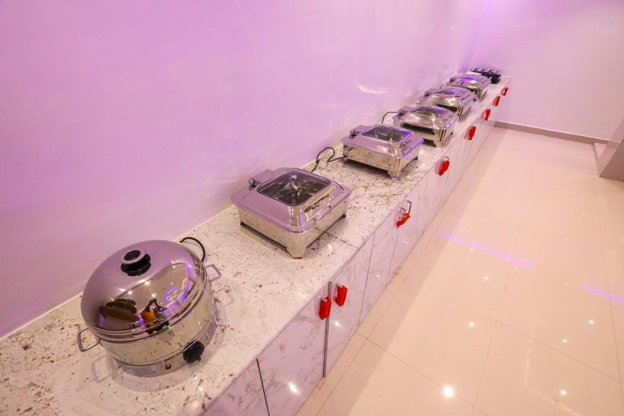 Nitheesh Residency Hotel Káncsipuram Kültér fotó